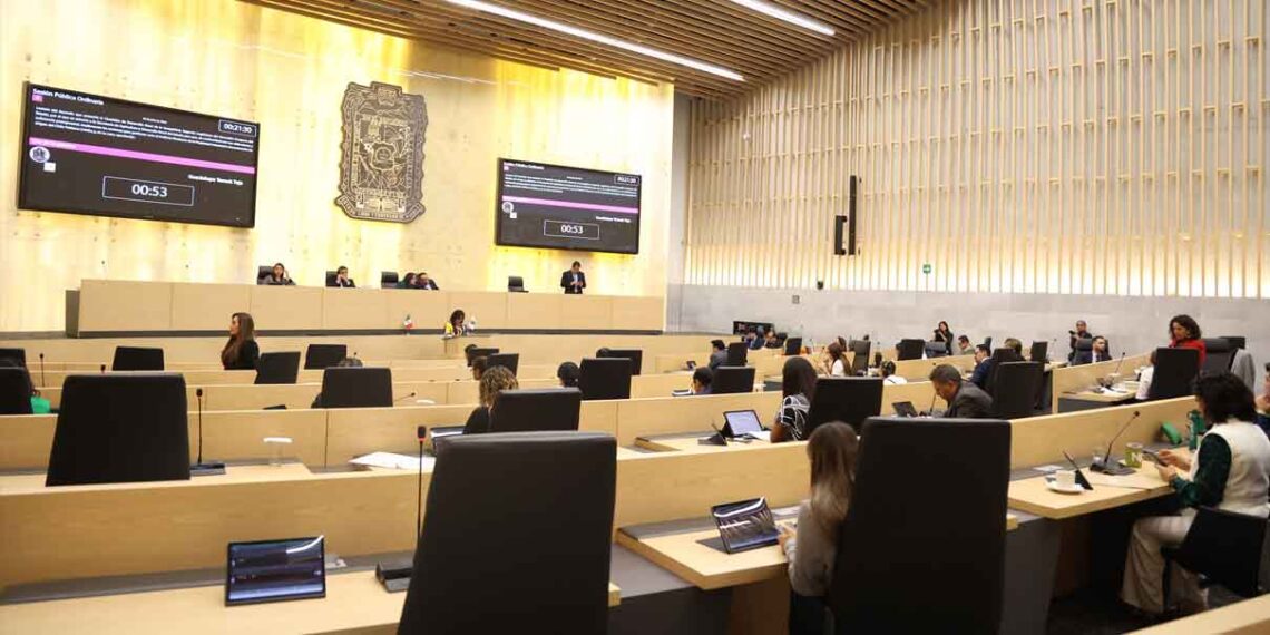 Mientras Agua de Puebla lucra, activistas son perseguidos, denuncia PRI en el Congreso