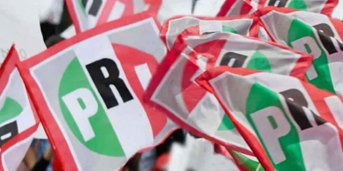 PRI rechaza revocación de mandato; Morena responde con defensa firme