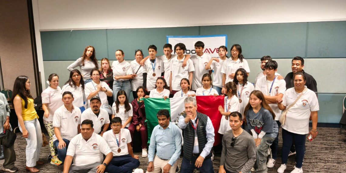 Estudiantes aguascalentenses regresan con bronce de Silicon Valey
