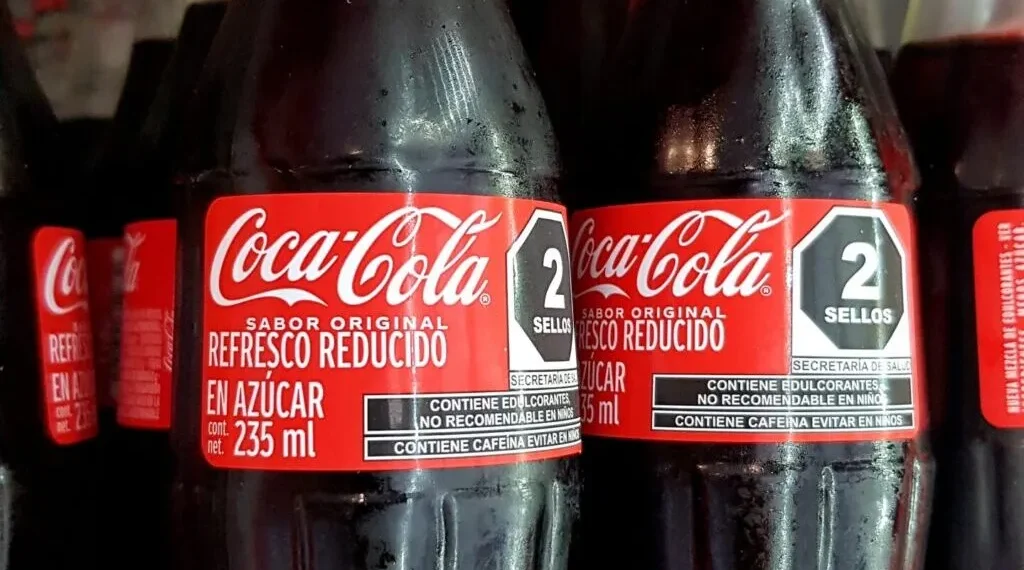 La fórmula de Cola Cola de México y Estados Unidos tienen diferencias que podrían terminar. (Cortesía)