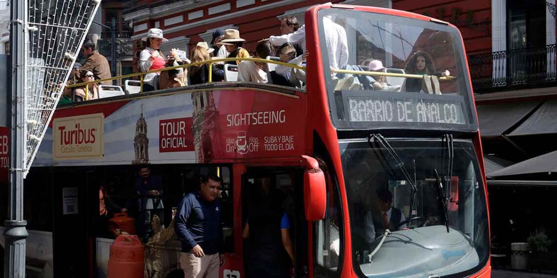 “Viaja seguro este verano”: Profeco y Sectur lanzan campaña para prevenir fraudes turísticos en 2025
